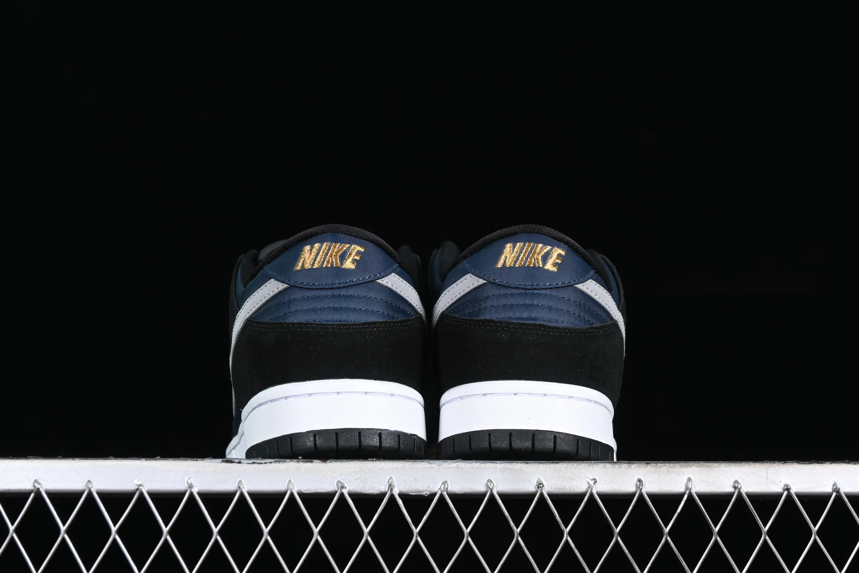 All categories Nk SB Dunk series Nk SB Dunk Low low-top sneakers Nk SB Dunk Low SB low-top casual sneakers 304292-035
